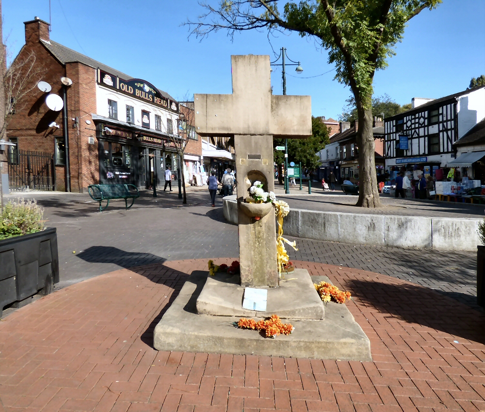 Eccles Cross Geograph.org.uk 5302935